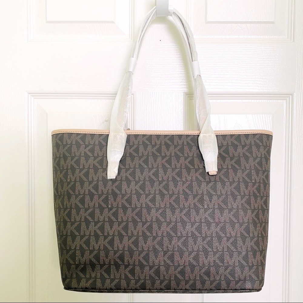 Michael Kors Jet Set Travel Tote Bag in Brown - Picture 5 of 5